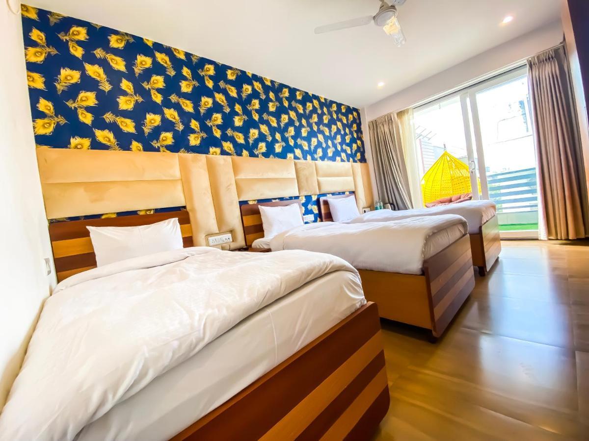 Sky Suites Gurgaon Bagian luar foto