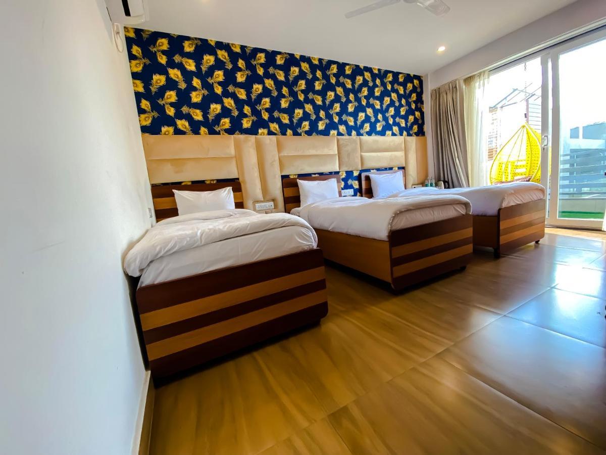 Sky Suites Gurgaon Bagian luar foto